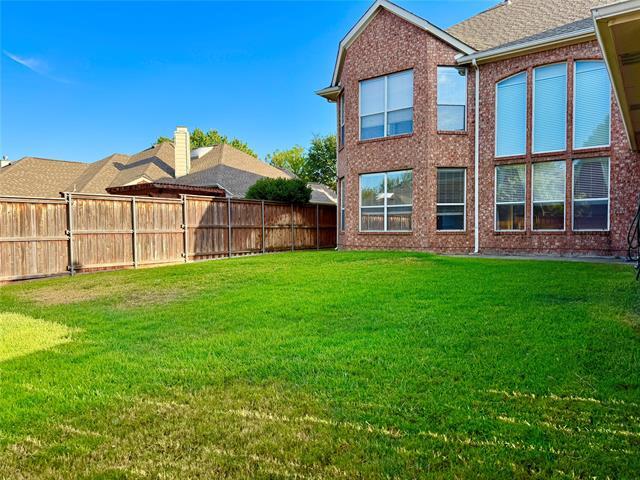Building Photo - 5828 Southmoor Ln