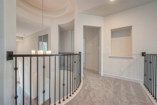 Building Photo - 29803 Breezy Pnes Lp