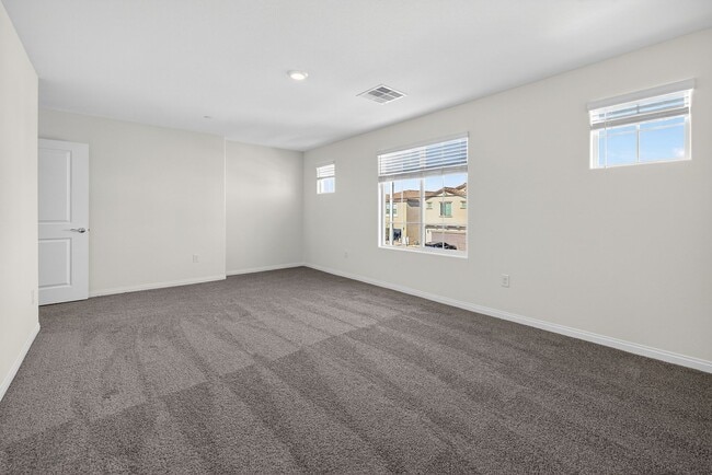 Building Photo - GENTLY USED 2024 HOME - 5 BEDROOMS WITH A FINISHED BACKYARD