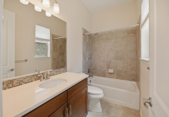 Building Photo - $4,340.95, 5 Beds - 3.5 Bath, Single Family Home in Broomfield with Pool Access!