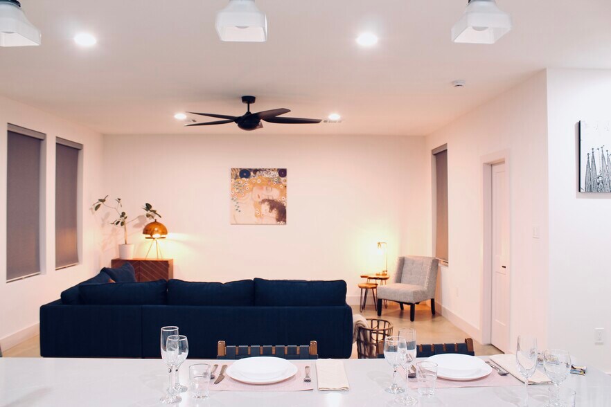 Building Photo - 12204 Hairston Cir