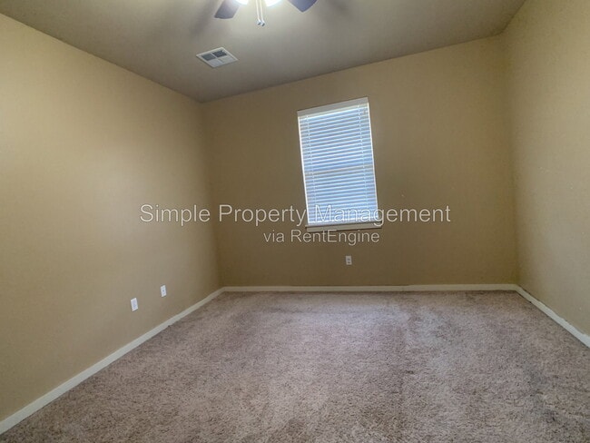 Building Photo - 2884 Muzzy St