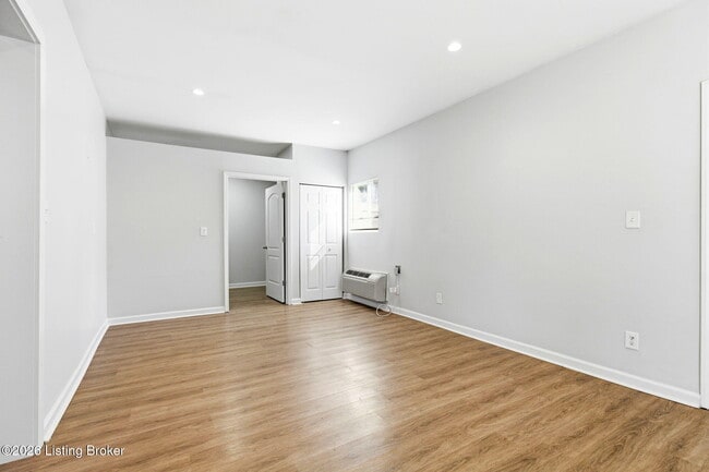 Building Photo - 1212 Krieger St