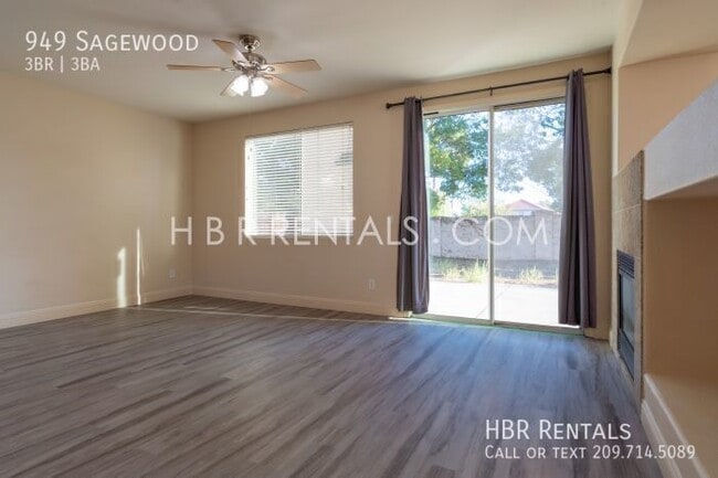 Building Photo - 949 Sagewood-