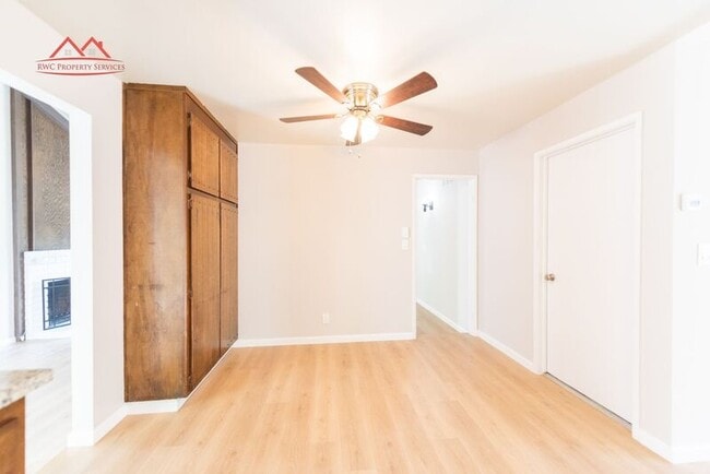 Building Photo - 1377 Spoonbill Way