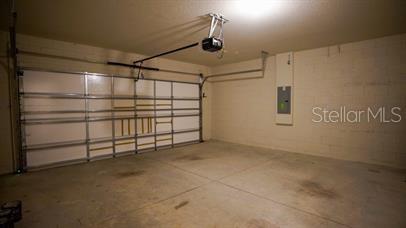 Building Photo - 1167 Sugarwood St