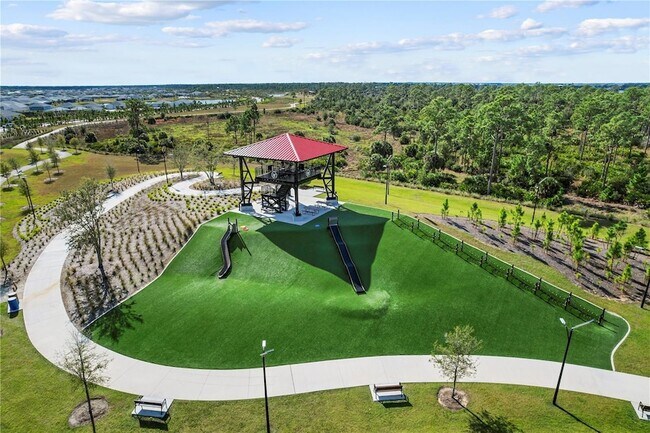 Building Photo - 44148 Kelly Dr
