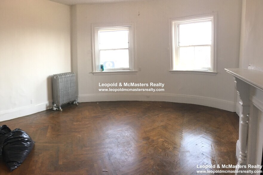 Building Photo - 24 Mt Vernon St