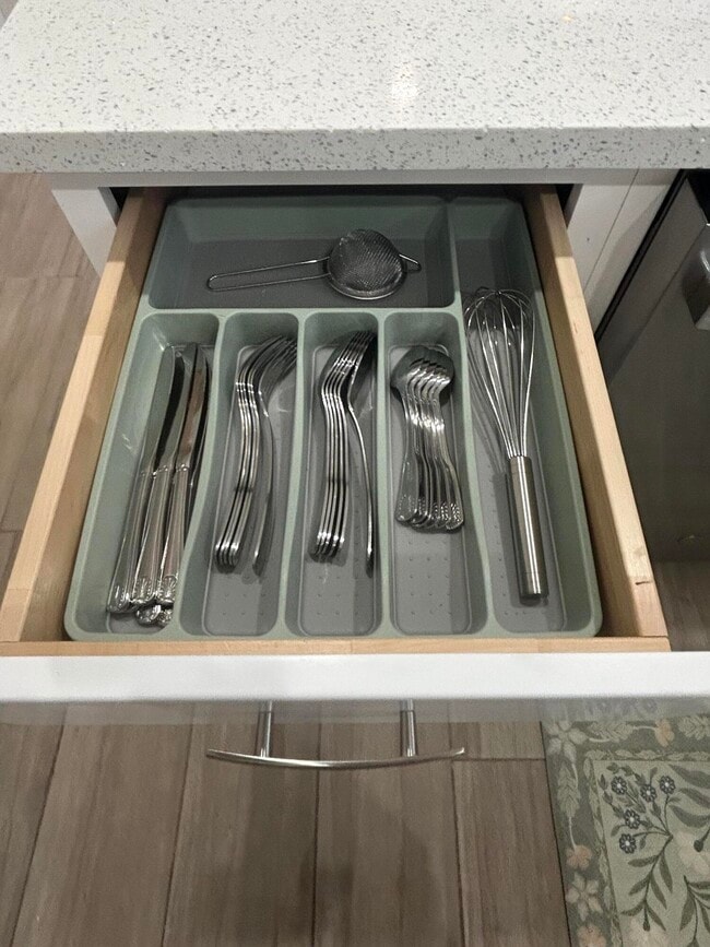 Building Photo - 1136 Staghorn St