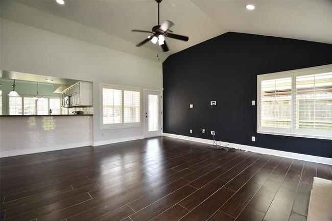 Building Photo - 12814 Ashford Meadow Dr