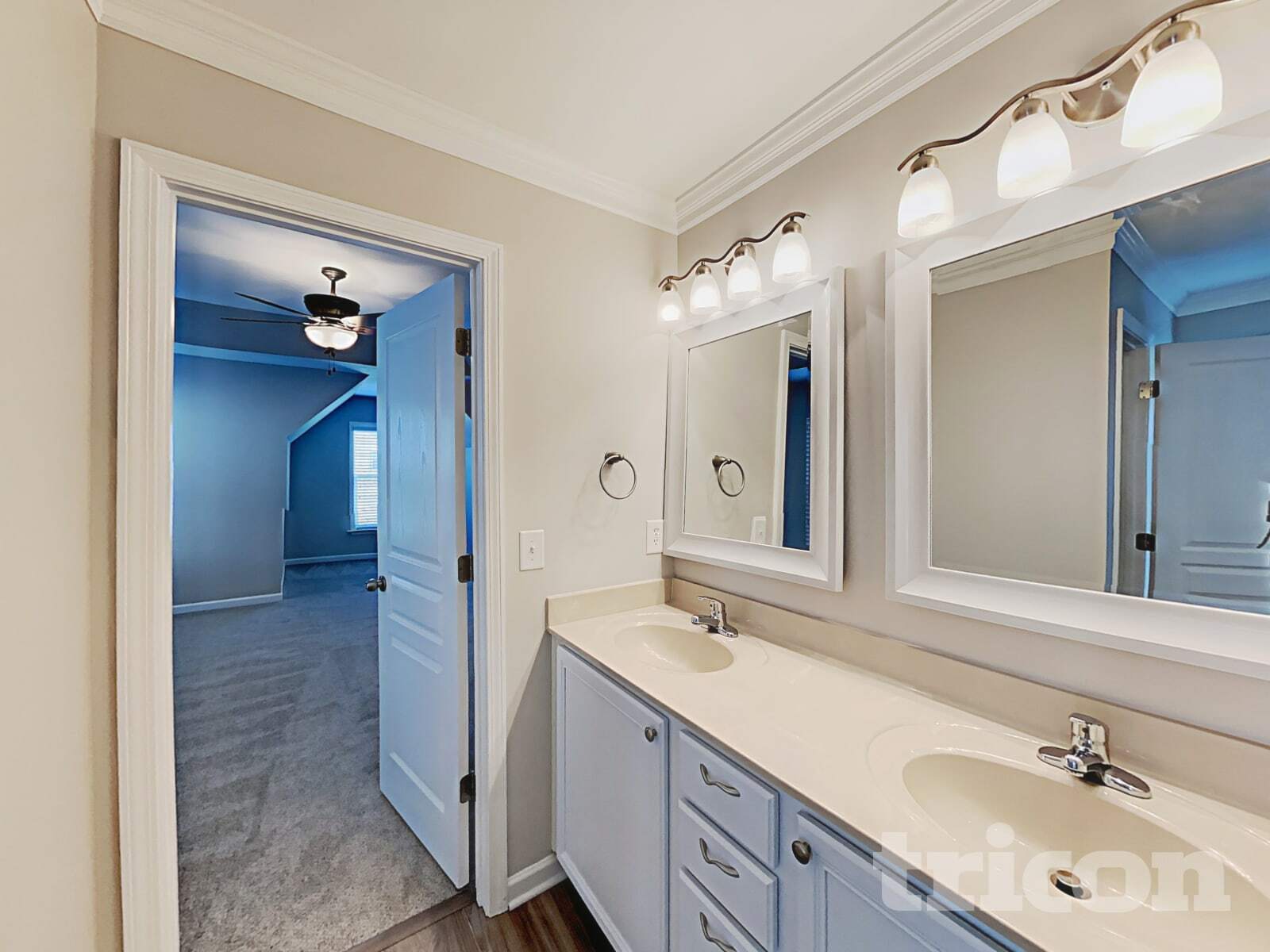 Building Photo - 553 McCarthy Dr