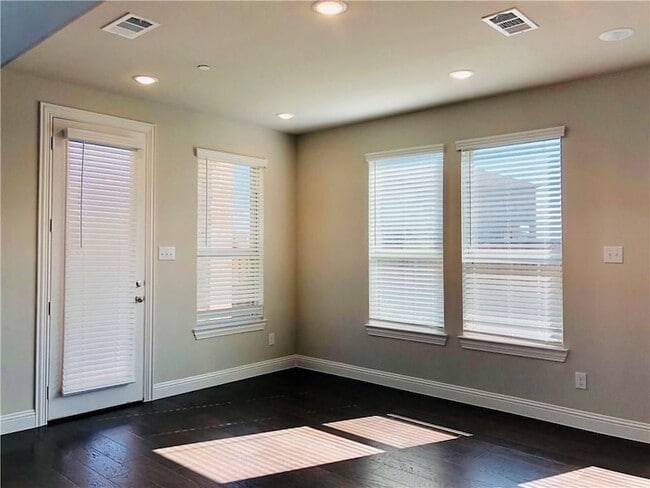 Building Photo - 4520 Titus Cir