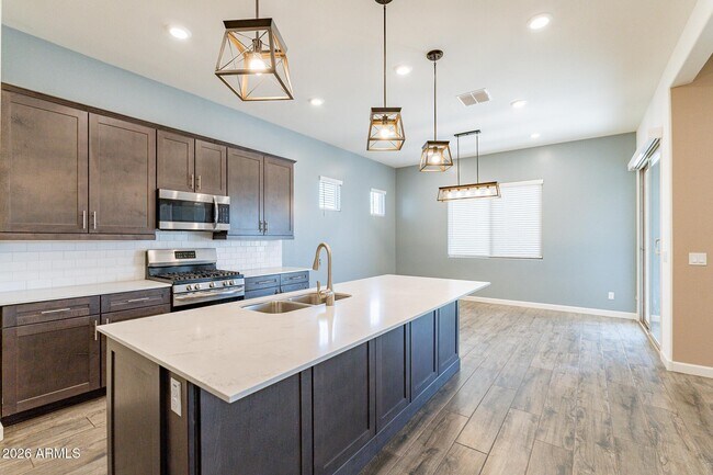 Building Photo - 2811 W Pollack St