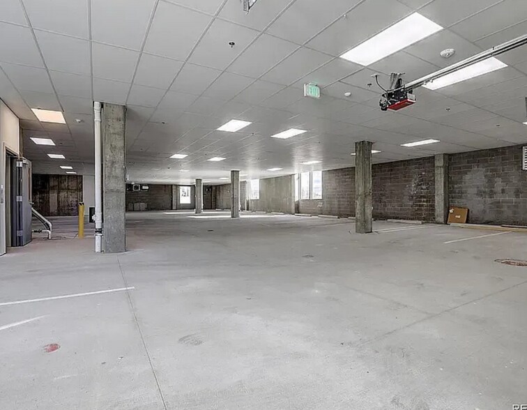 Building Photo - 1208 Quitman St