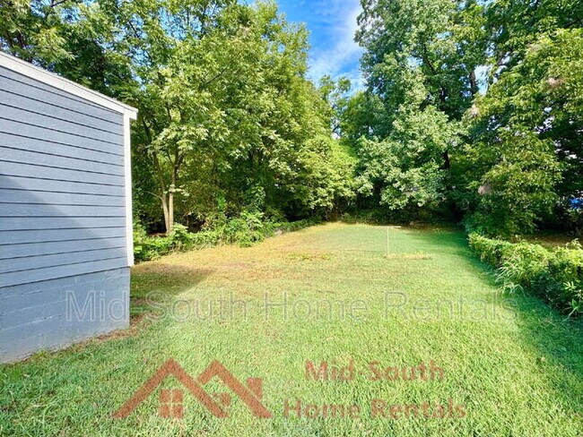 Building Photo - 324 Harrell St