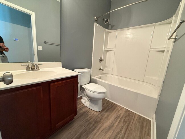 Building Photo - 3 Bedroom 2 Bath House in Brickhope Greens - Goose Creek