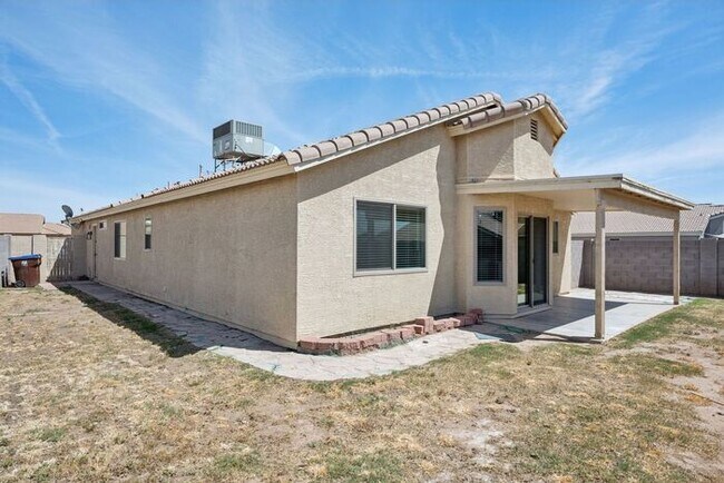Building Photo - 40130 N Costa Del Sol Dr