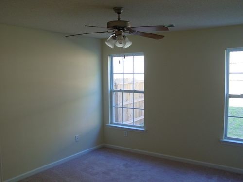 Building Photo - 176 Lossie Ln