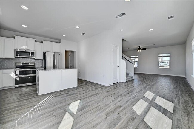Building Photo - 9701 Grapevine Leaf Dr