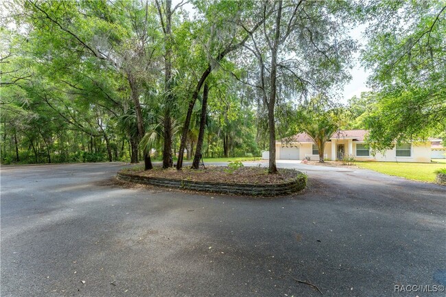 Building Photo - 10726 N Citrus Ave