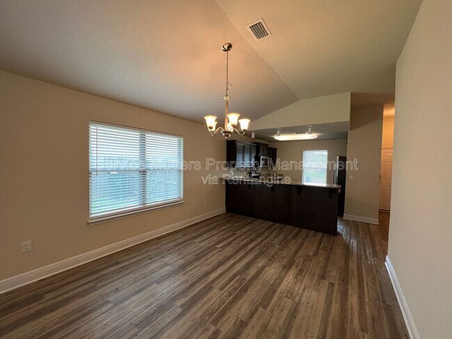 Building Photo - 5136 Carmell Ridge Cir