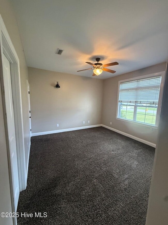 Building Photo - 103 Coree Way