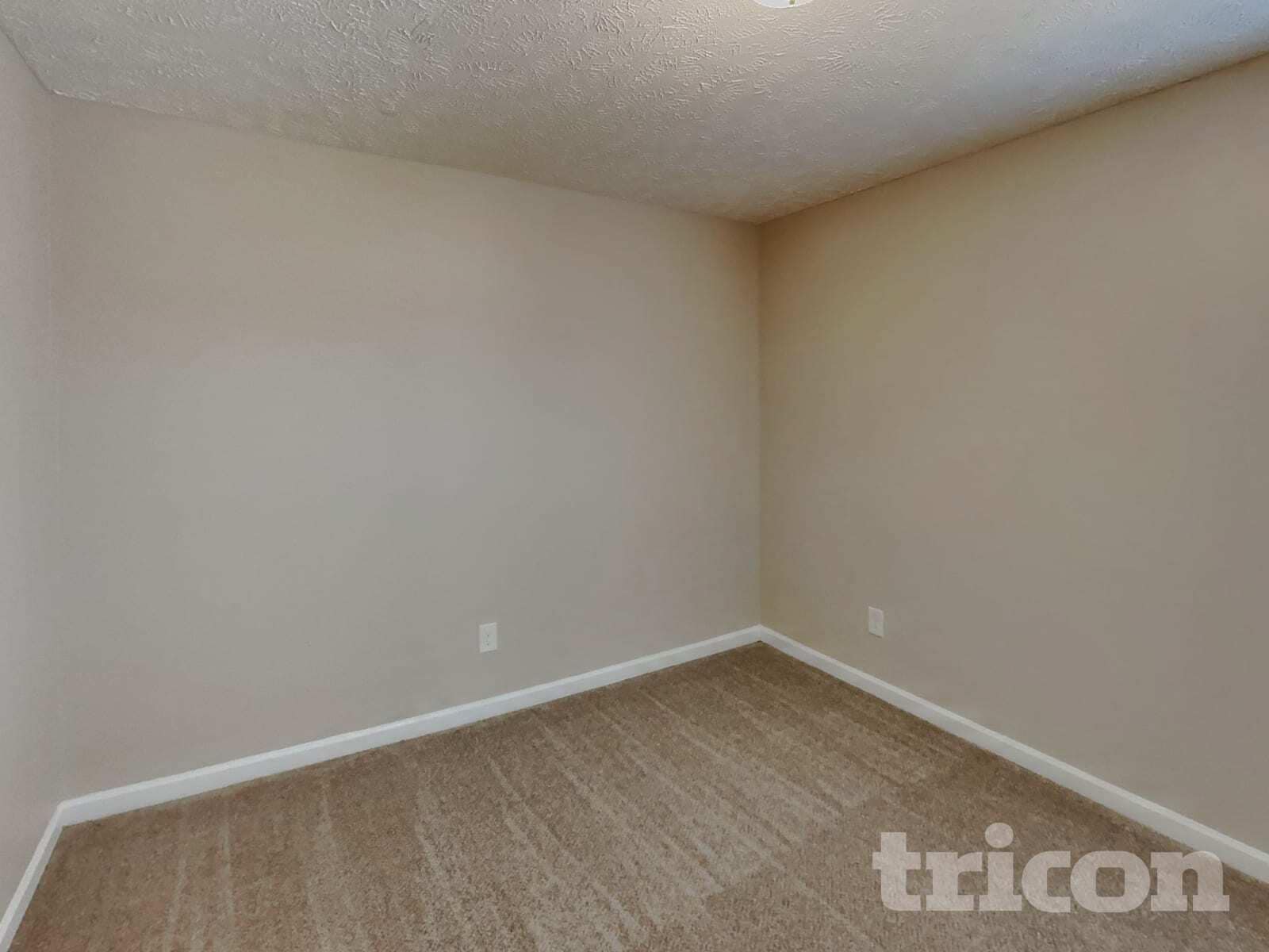 Building Photo - 705 Griggs Pl