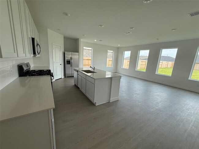 Building Photo - 22011 Porto Cristo Dr