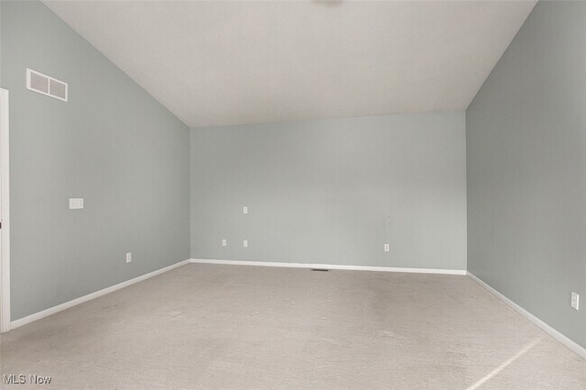 Building Photo - 2553 Seton Dr