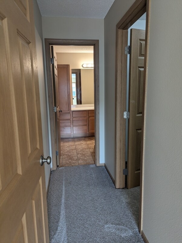 Building Photo - 408 Cedar Pl