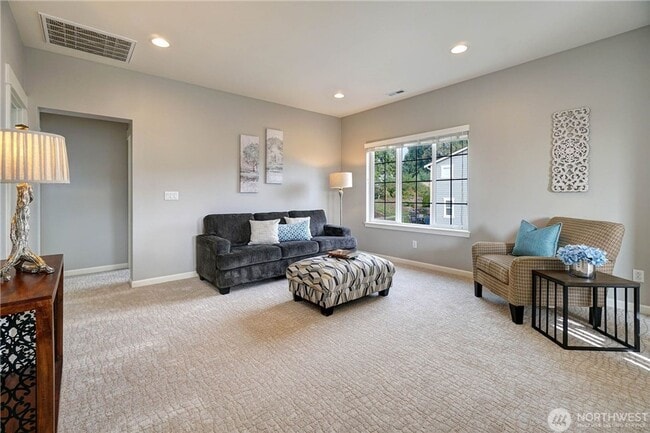 Building Photo - Stylish 5-Bed Home in Desirable Bothell ; ...