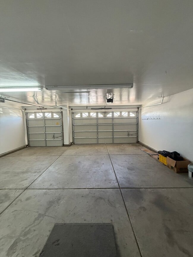 Building Photo - 2505 Nimbus Ct