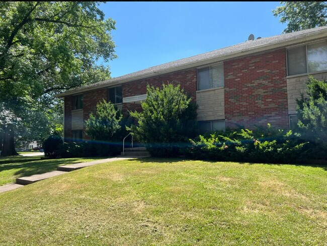 Building Photo - 1500 Jersey St