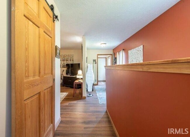Building Photo - 1106 W Countryside Ln