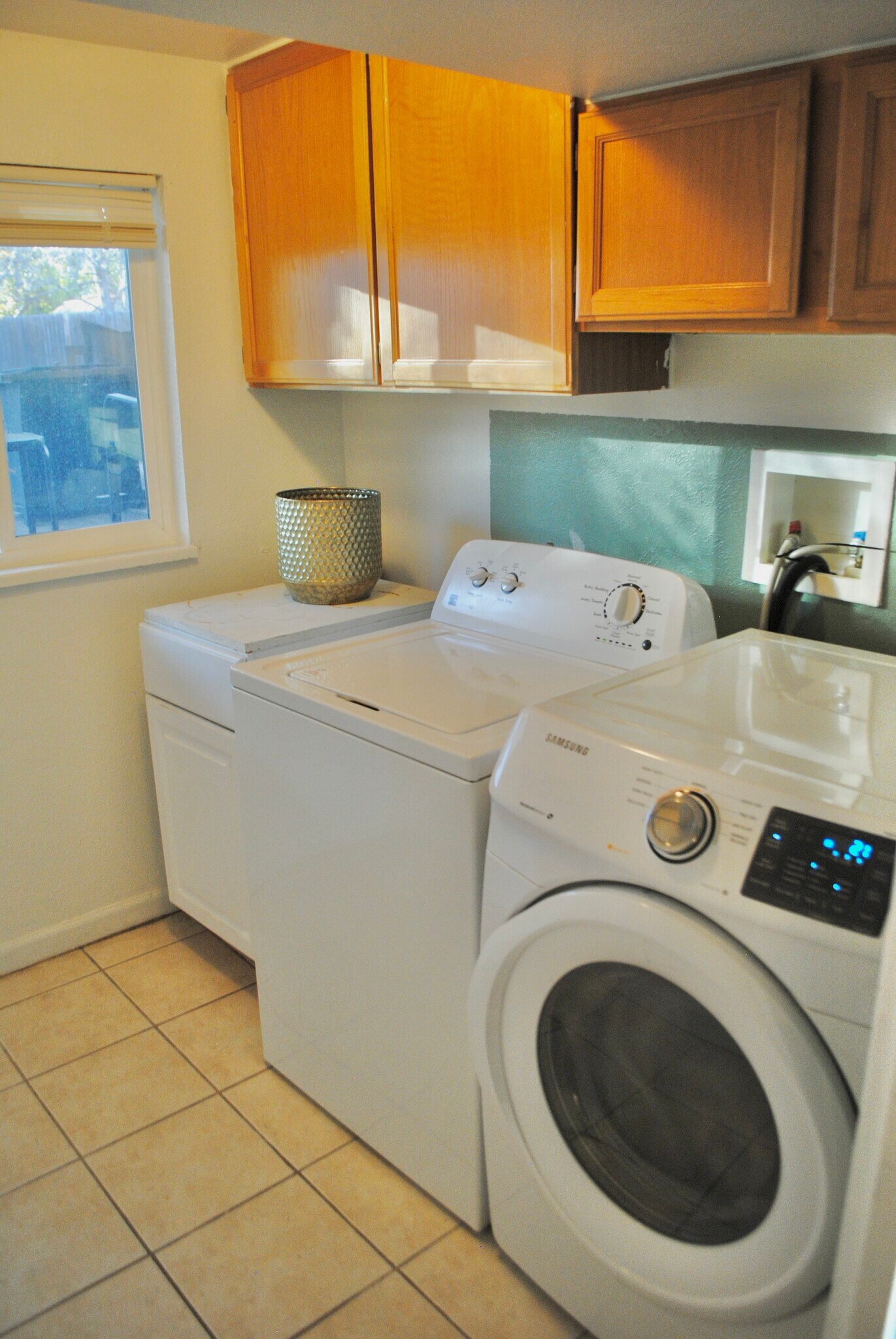 Building Photo - 2751 S Reed St