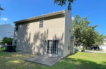 Building Photo - 3137 Rendezvous Dr