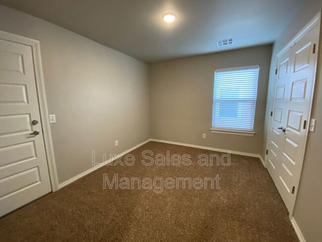 Building Photo - 2149 Camino Del Plaza Ln