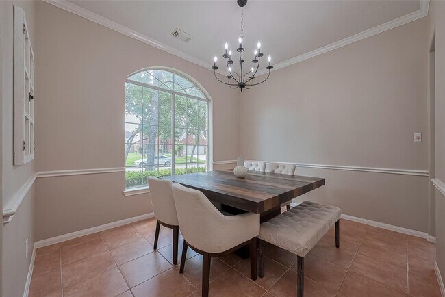Building Photo - 21122 Lilac Meadows Ln