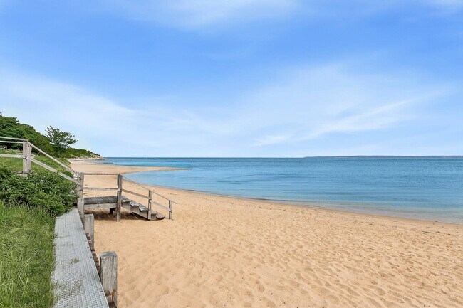 Building Photo - 22 Driftwood Ln