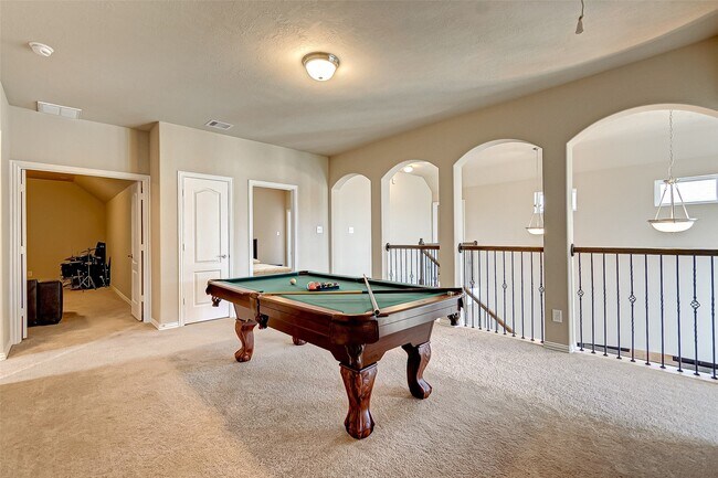 Building Photo - 907 River Delta Ln