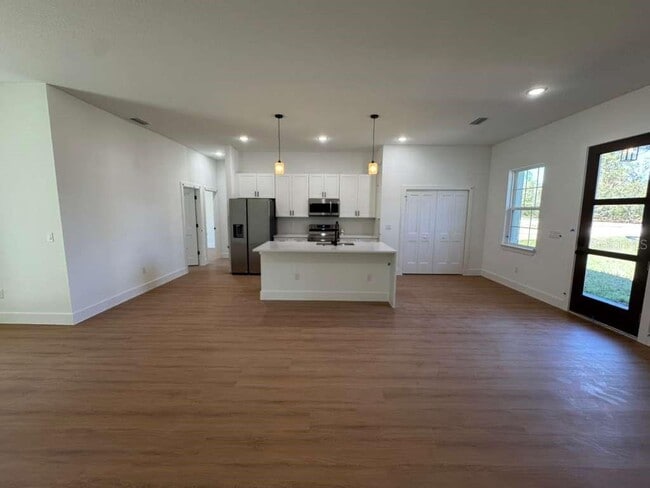 Building Photo - 16090 SW 35th Court Rd