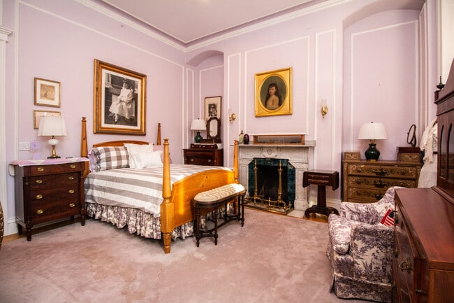 Building Photo - 290 Beacon St