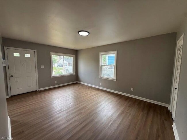 Building Photo - Two bedroom one bathroom single story single family home for rent