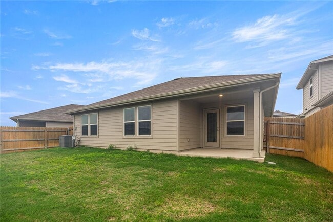 Building Photo - 176 Texas Palmetto Cir