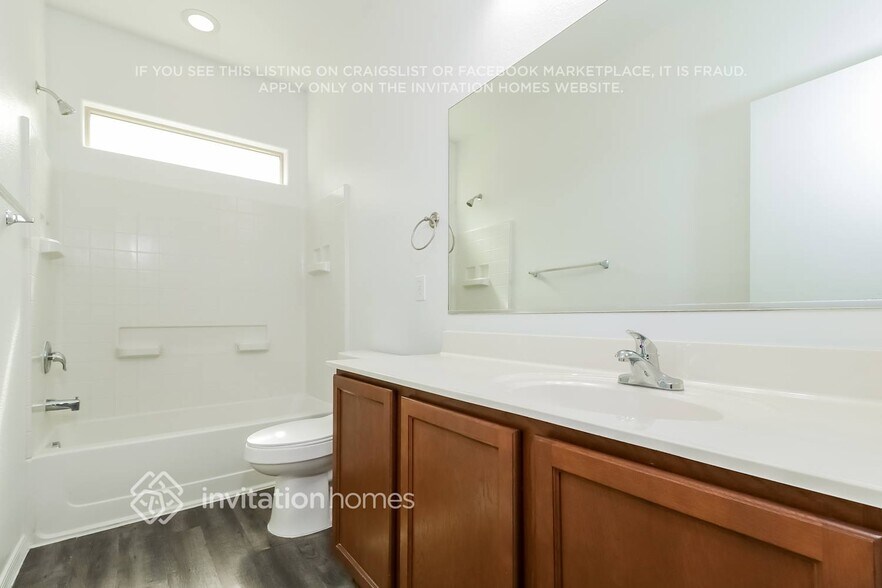 Building Photo - 19167 W Monroe St