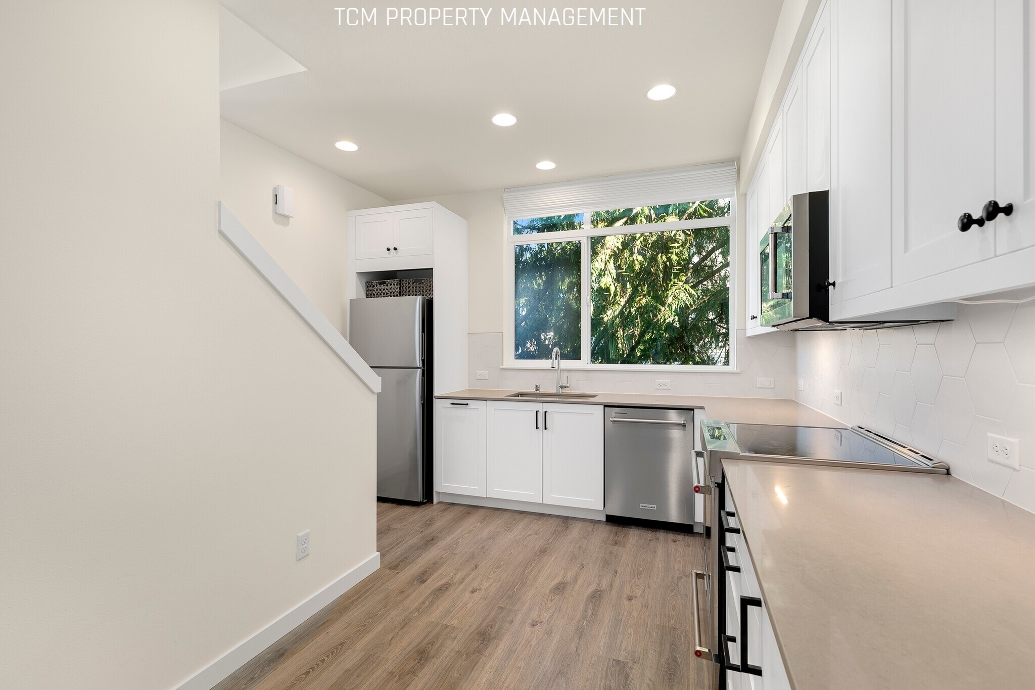 Building Photo - 2024E NE 85th St