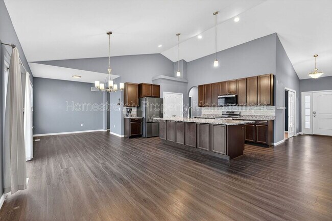 Building Photo - 738 Lost Canyon Blvd