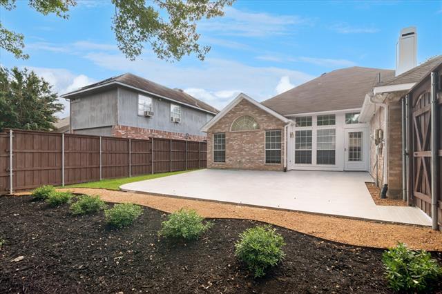 Building Photo - 711 Cottonwood Bend Dr