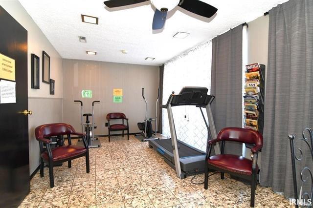 Building Photo - 1100 Erie Ave