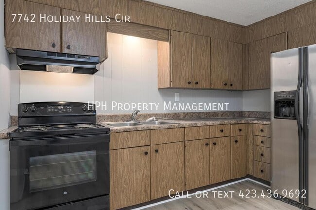Building Photo - 7742 Holiday Hills Cir